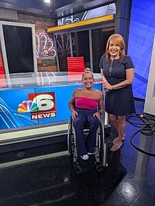 alycia anderson with jacque jovic in the k t a l newsroom
